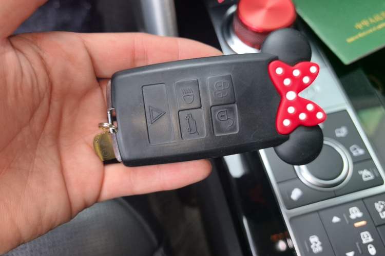 Used Land Rover Discovery 2018 3.0 SC V6 HSE Vehicle Key
