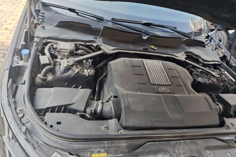 Used Land Rover Discovery 2018 3.0 SC V6 SE Engine Bay Right