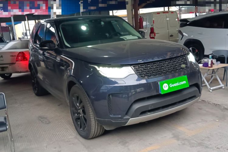 Used Land Rover Discovery 2018 3.0 SC V6 HSE Front Right 45 Deg