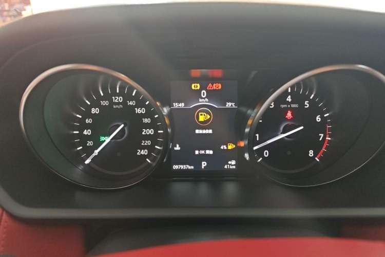 Used Land Rover Discovery 2018 3.0 SC V6 SE Instrument Cluster