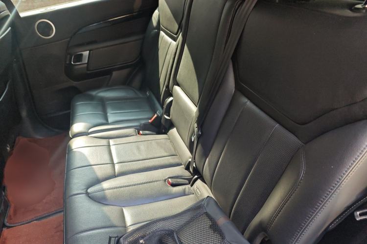 Used Land Rover Discovery 2018 3.0 SC V6 SE Left Rear Seat