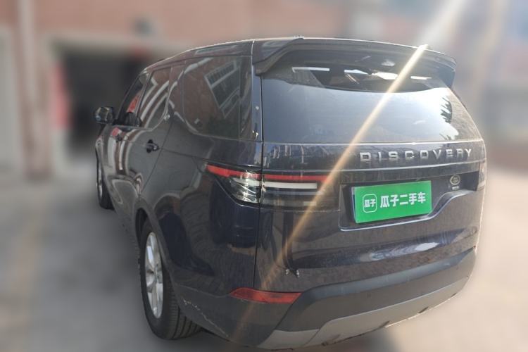 Used Land Rover Discovery 2018 3.0 SC V6 SE Rear Left 45 Deg