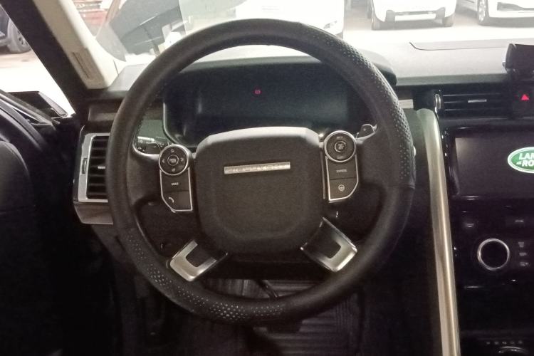 Used Land Rover Discovery 2018 3.0 SC V6 HSE Steering Wheel