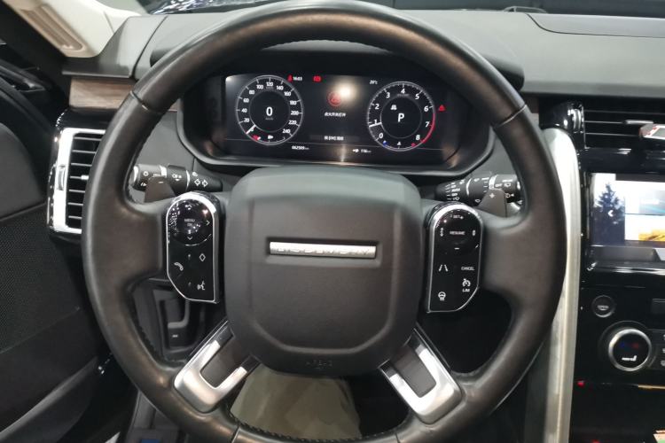 Used Land Rover Discovery 2018 3.0 SC V6 HSE Steering Wheel