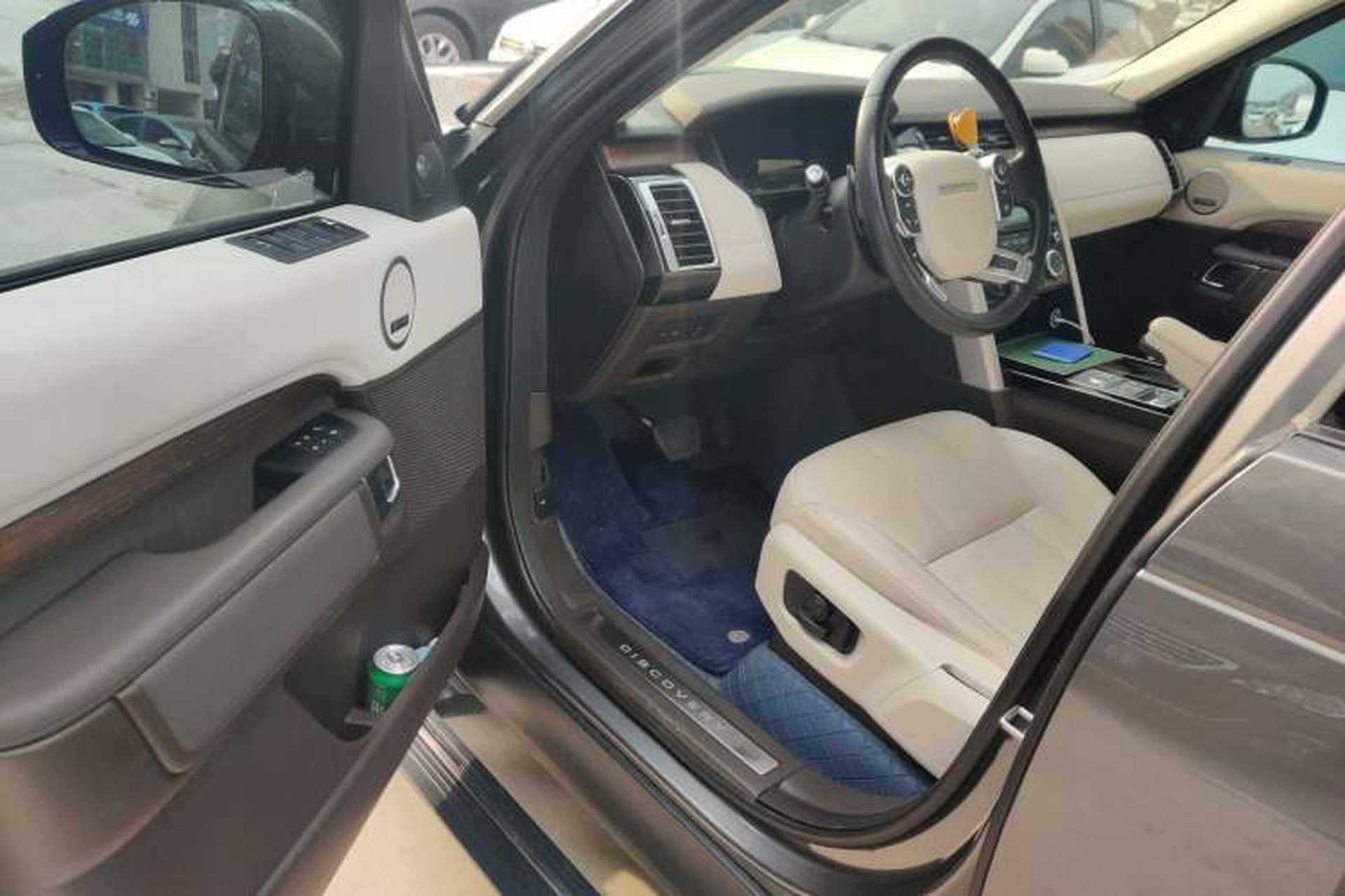 Used Land Rover Discovery 2018 3.0 SC V6 HSE Driver Seat