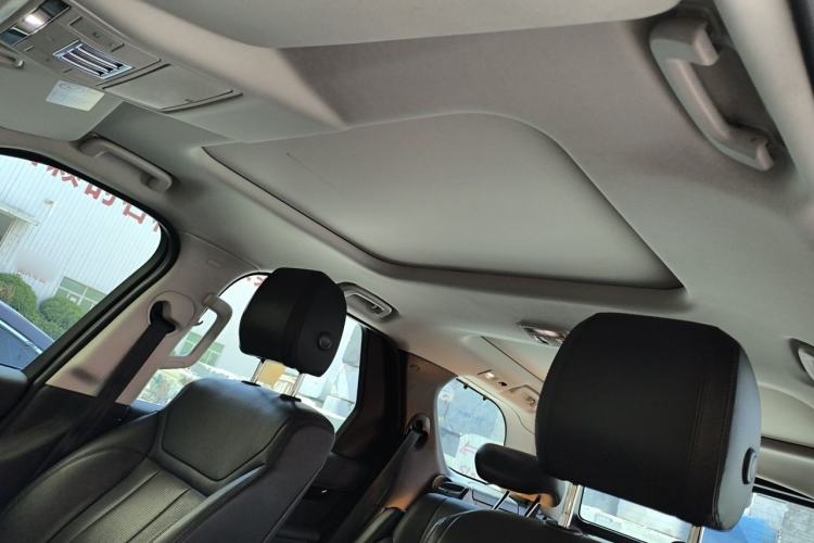 Used Land Rover Discovery 2018 3.0 SC V6 SE Headliner
