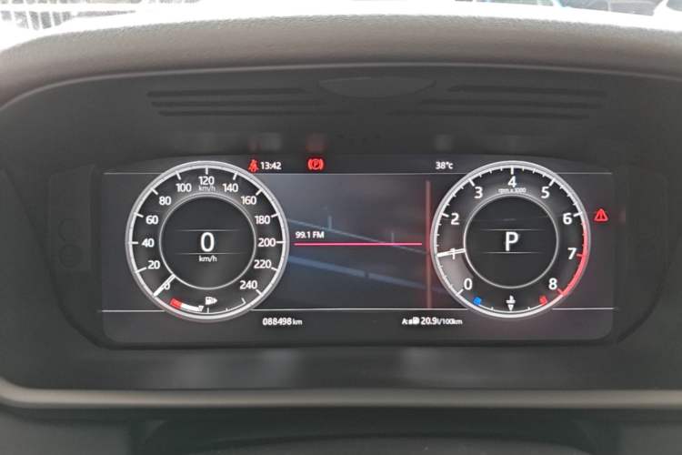 Used Land Rover Discovery 2018 3.0 SC V6 HSE Instrument Cluster