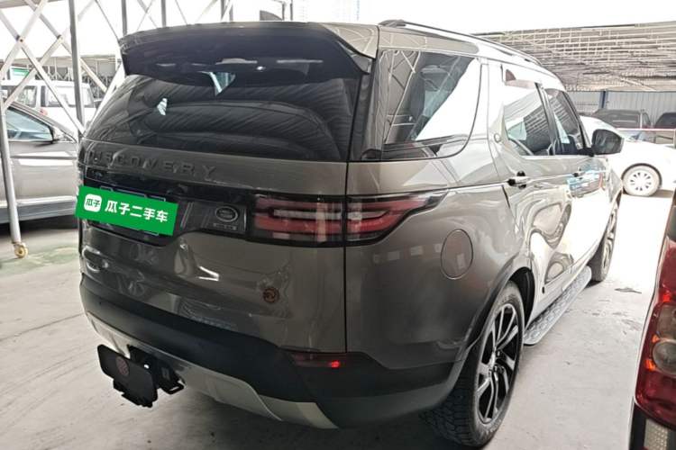 Used Land Rover Discovery 2018 3.0 SC V6 HSE Rear Right 45 Deg