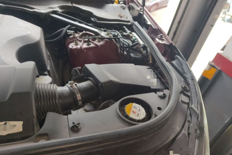 Used Land Rover Discovery 2018 3.0 SC V6 SE Engine Bay Left