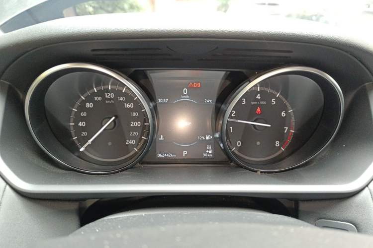 Used Land Rover Discovery 2018 3.0 SC V6 SE Instrument Cluster