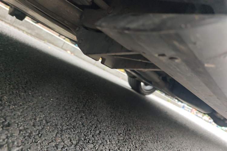Used Land Rover Discovery 2018 3.0 SC V6 SE Chassis Front Left