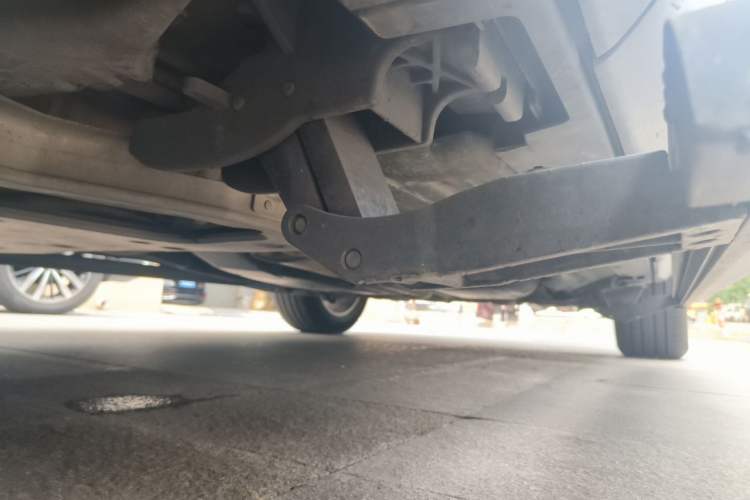 Used Land Rover Discovery 2018 3.0 SC V6 HSE Chassis Front Left