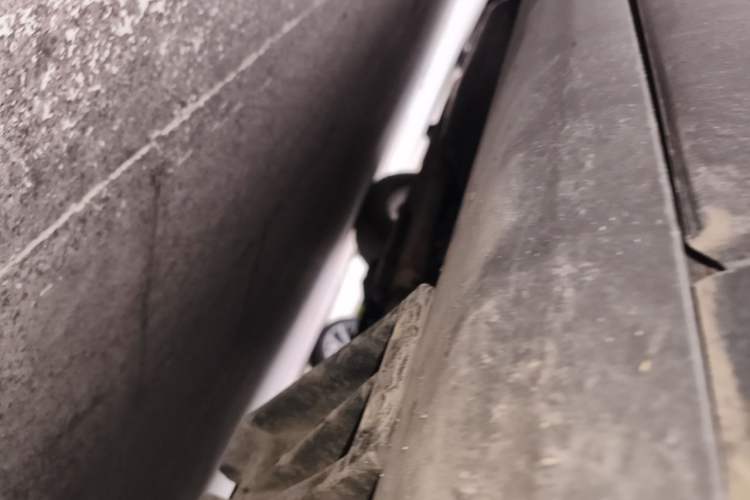 Used Land Rover Discovery 2018 2.0T SE Chassis Front Right