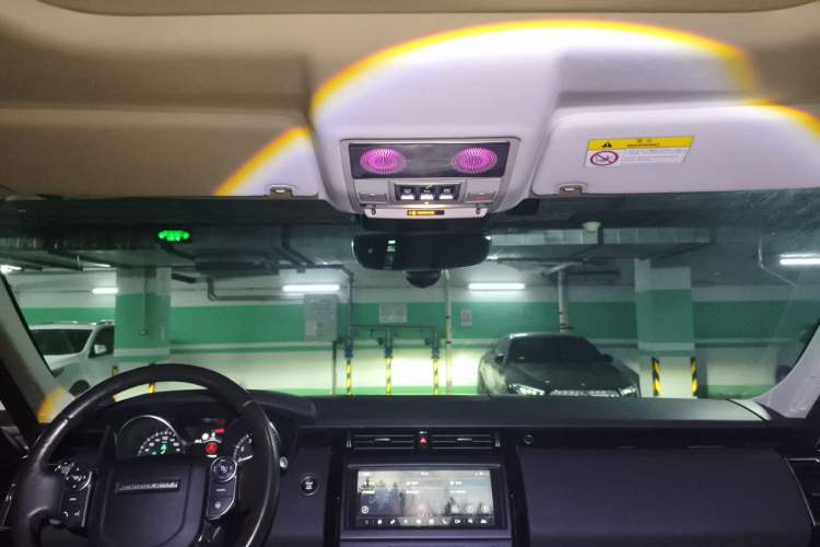 Used Land Rover Discovery 2018 3.0 SC V6 SE Headliner
