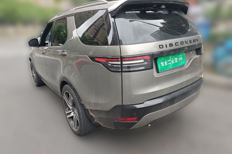 Used Land Rover Discovery 2018 3.0 SC V6 SE Rear Left 45 Deg
