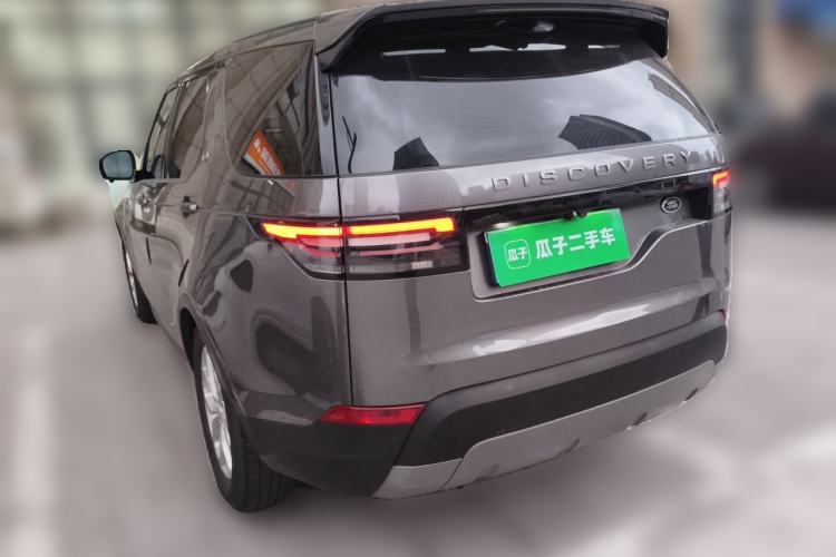 Used Land Rover Discovery 2018 2.0T SE Rear Left 45 Deg