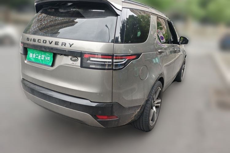 Used Land Rover Discovery 2018 3.0 SC V6 SE Rear Right 45 Deg