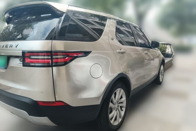 Used Land Rover Discovery 2018 3.0 SC V6 HSE Rear Right 45 Deg