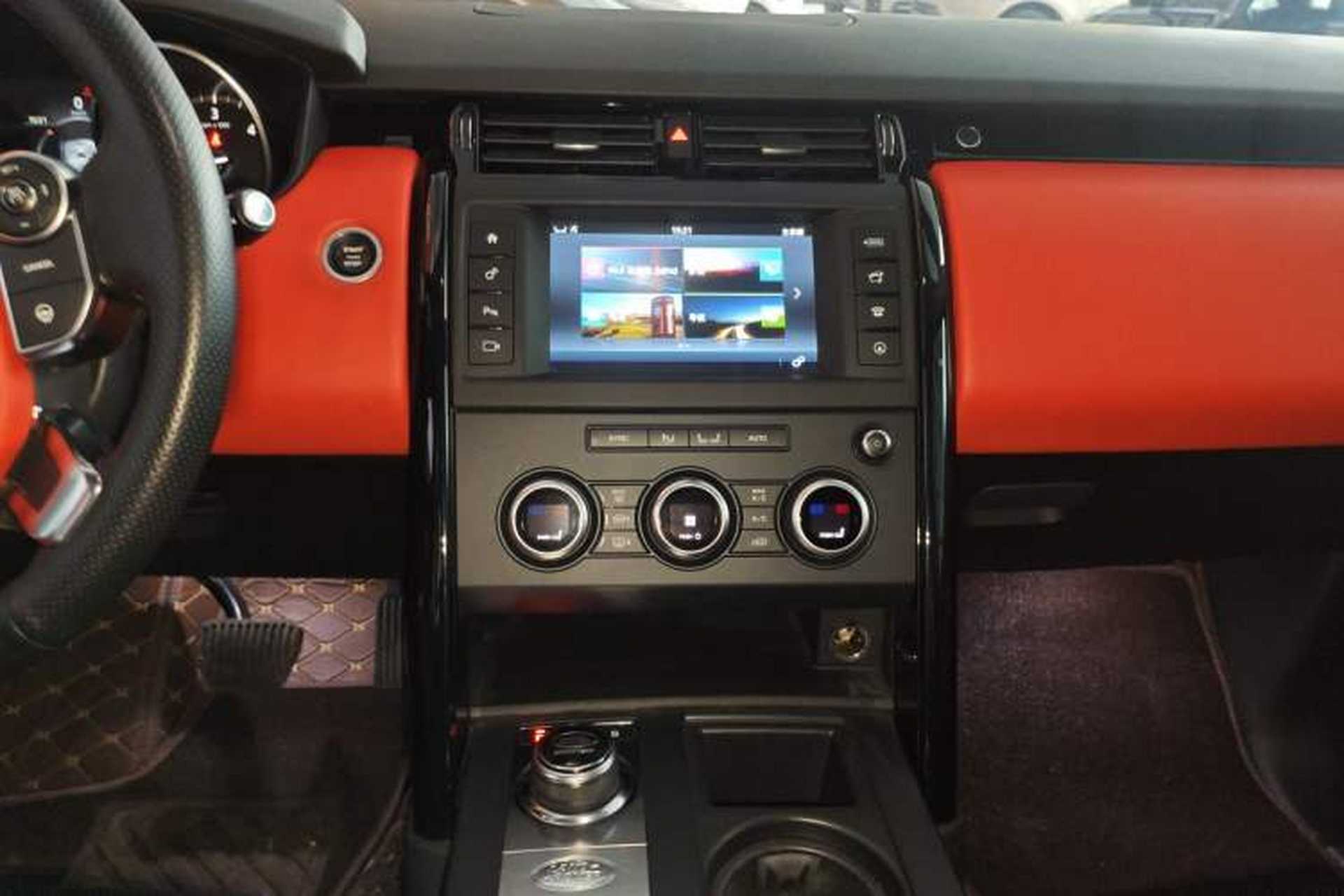 Used Land Rover Discovery 2018 5th Generation 2.0T SE Audio And AC Panel