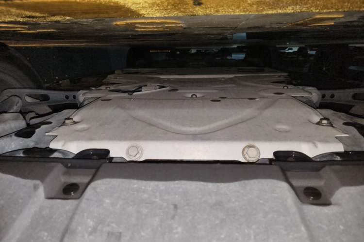 Used Land Rover Discovery 2018 3.0 SC V6 SE Chassis Front