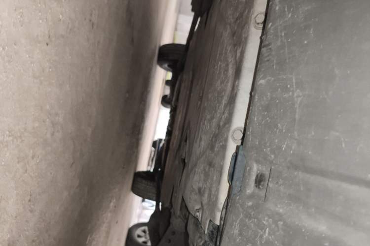 Used Land Rover Discovery 2018 2.0T SE Chassis Front