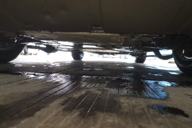 Used Land Rover Discovery 2018 3.0 SC V6 SE Chassis Front