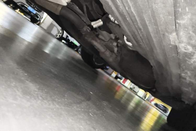 Used Land Rover Discovery 2018 2.0T SE Chassis Front Left
