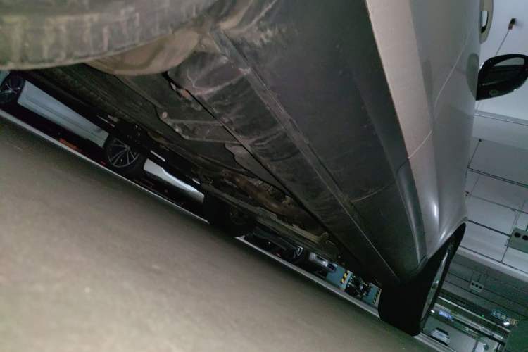 Used Land Rover Discovery 2018 3.0 SC V6 SE Chassis Rear Right