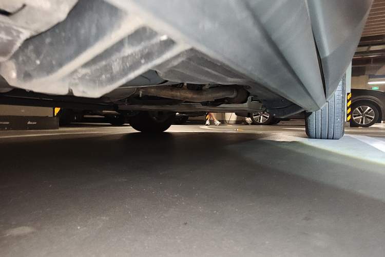 Used Land Rover Discovery 2018 3.0 SC V6 SE Chassis Rear Right