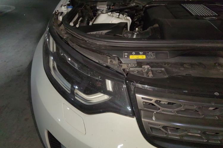 Used Land Rover Discovery 2018 3.0 SC V6 SE Engine Bay Right