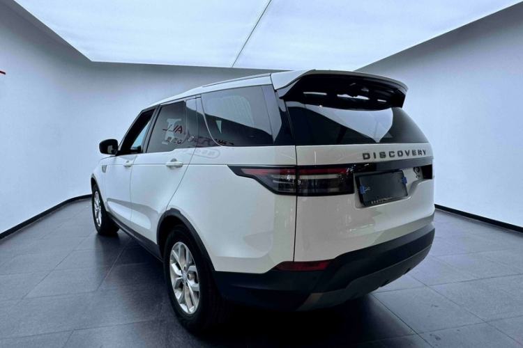 Used Land Rover Discovery 2018 3.0 SC V6 SE Exterior 5