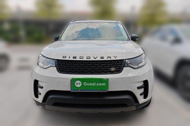 Used Land Rover Discovery 2018 2.0T SE Front
