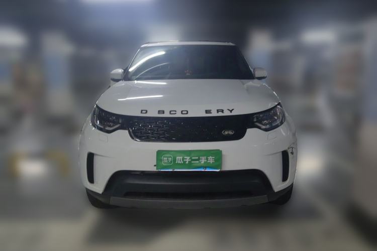 Used Land Rover Discovery 2018 3.0 SC V6 SE Front