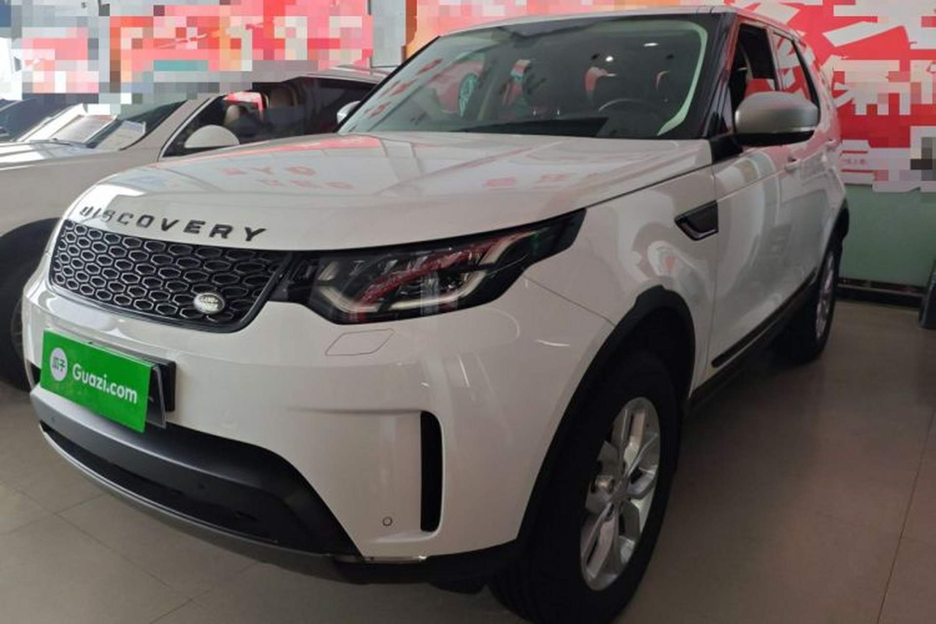 Used Land Rover Discovery 2018 5th Generation 2.0T SE Front Left 45 Deg