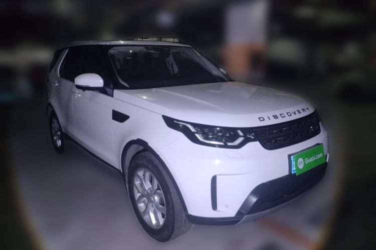 Used Land Rover Discovery 2018 3.0 SC V6 SE Front Right 45 Deg