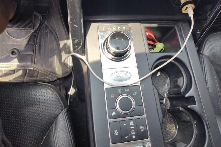 Used Land Rover Discovery 2018 2.0T SE Gear Lever