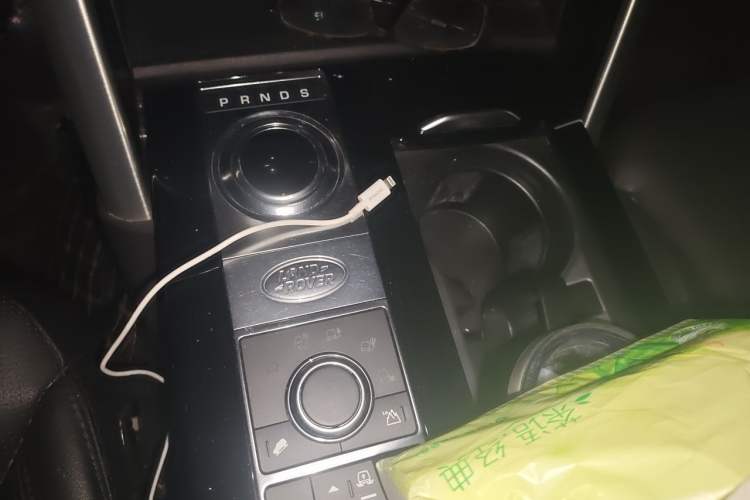 Used Land Rover Discovery 2018 3.0 SC V6 HSE Gear Lever