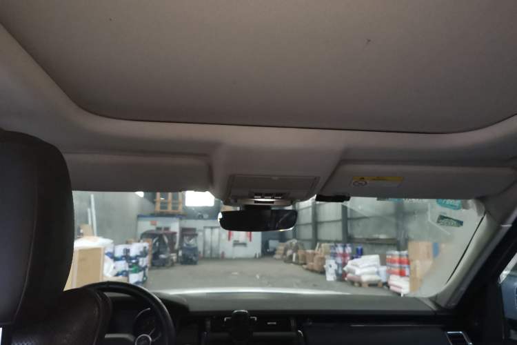 Used Land Rover Discovery 2018 3.0 SC V6 SE Headliner