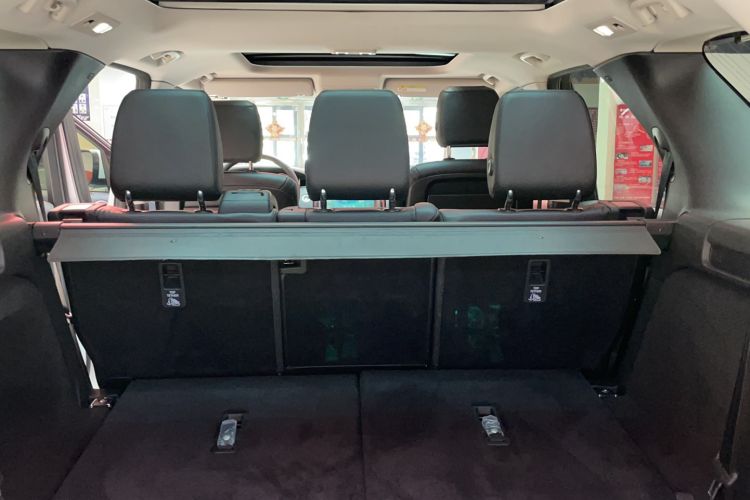 Used Land Rover Discovery 2018 3.0 SC V6 SE Headliner