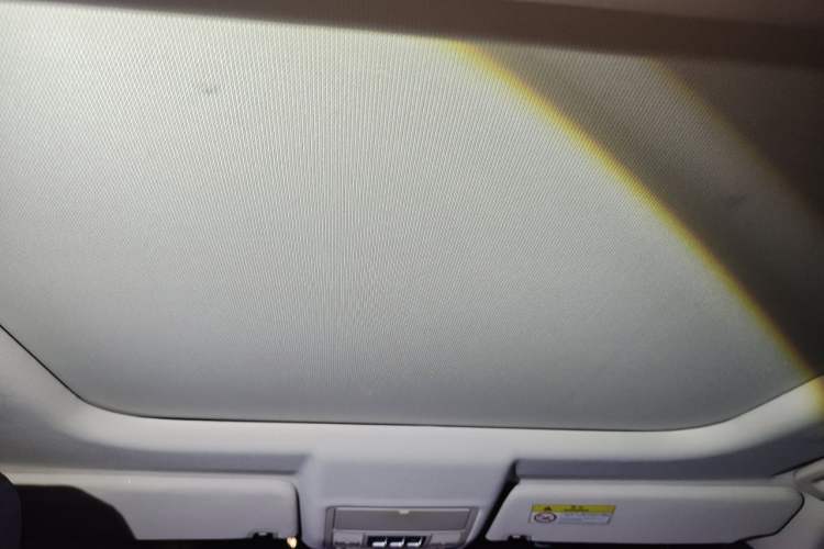 Used Land Rover Discovery 2018 3.0 SC V6 SE Headliner