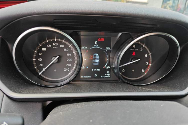 Used Land Rover Discovery 2018 2.0T SE Instrument Cluster