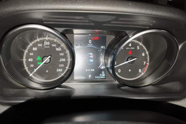 Used Land Rover Discovery 2018 2.0T SE Instrument Cluster