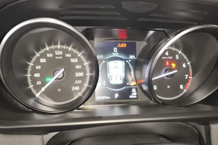 Used Land Rover Discovery 2018 2.0T SE Instrument Cluster