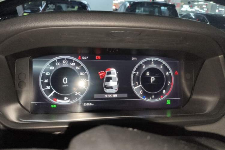 Used Land Rover Discovery 2018 3.0 SC V6 HSE Instrument Cluster