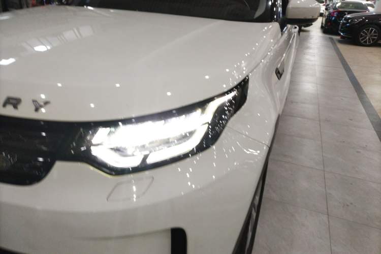 Used Land Rover Discovery 2018 5th Generation 2.0T SE Left Front Headlight
