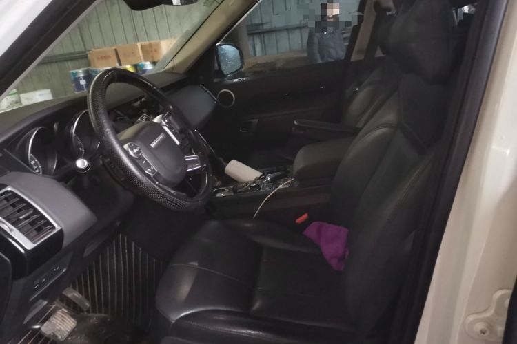 Used Land Rover Discovery 2018 3.0 SC V6 SE Left Front Seat