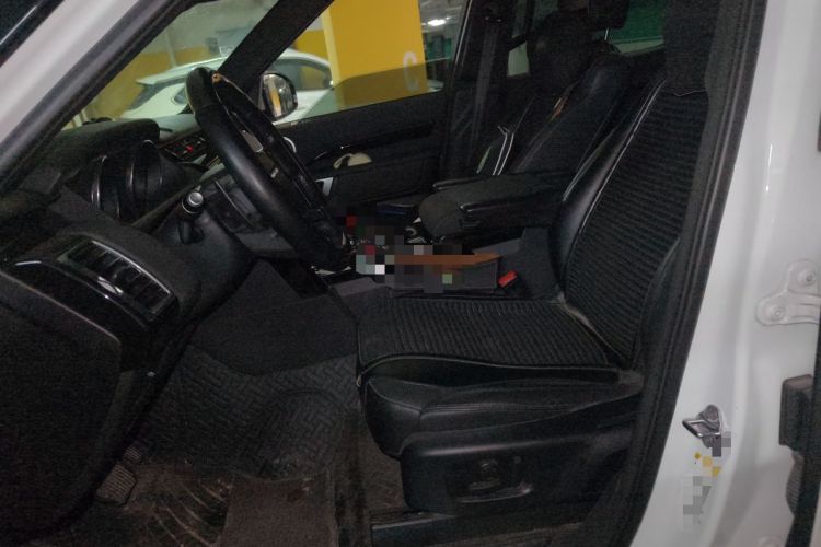 Used Land Rover Discovery 2018 3.0 SC V6 SE Left Front Seat