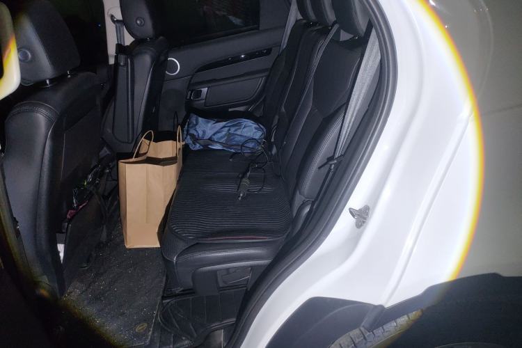 Used Land Rover Discovery 2018 3.0 SC V6 SE Left Rear Seat