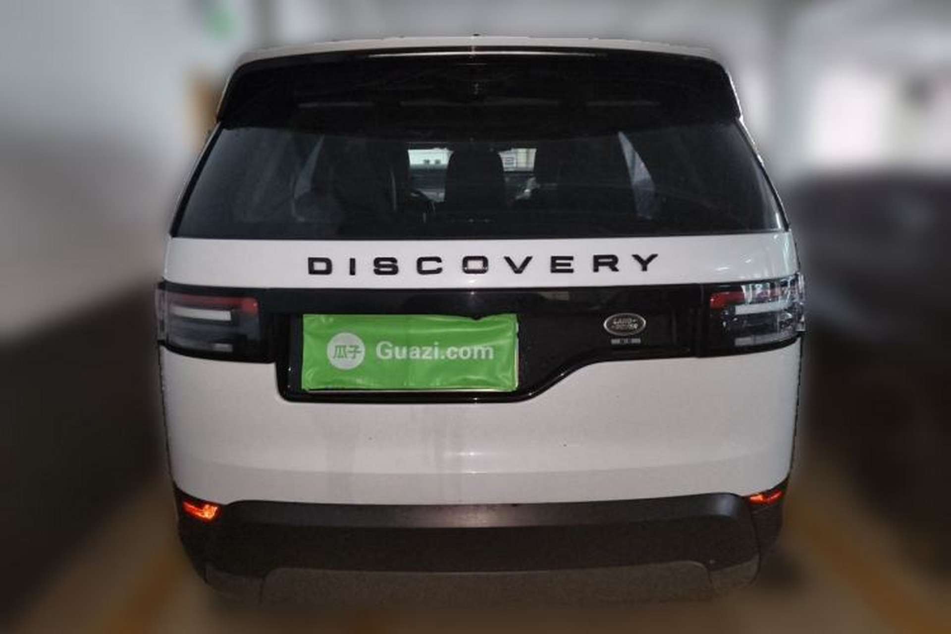 Used Land Rover Discovery 2018 3.0 SC V6 SE Rear