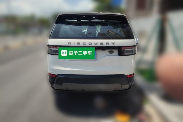 Used Land Rover Discovery 2018 2.0T SE Rear
